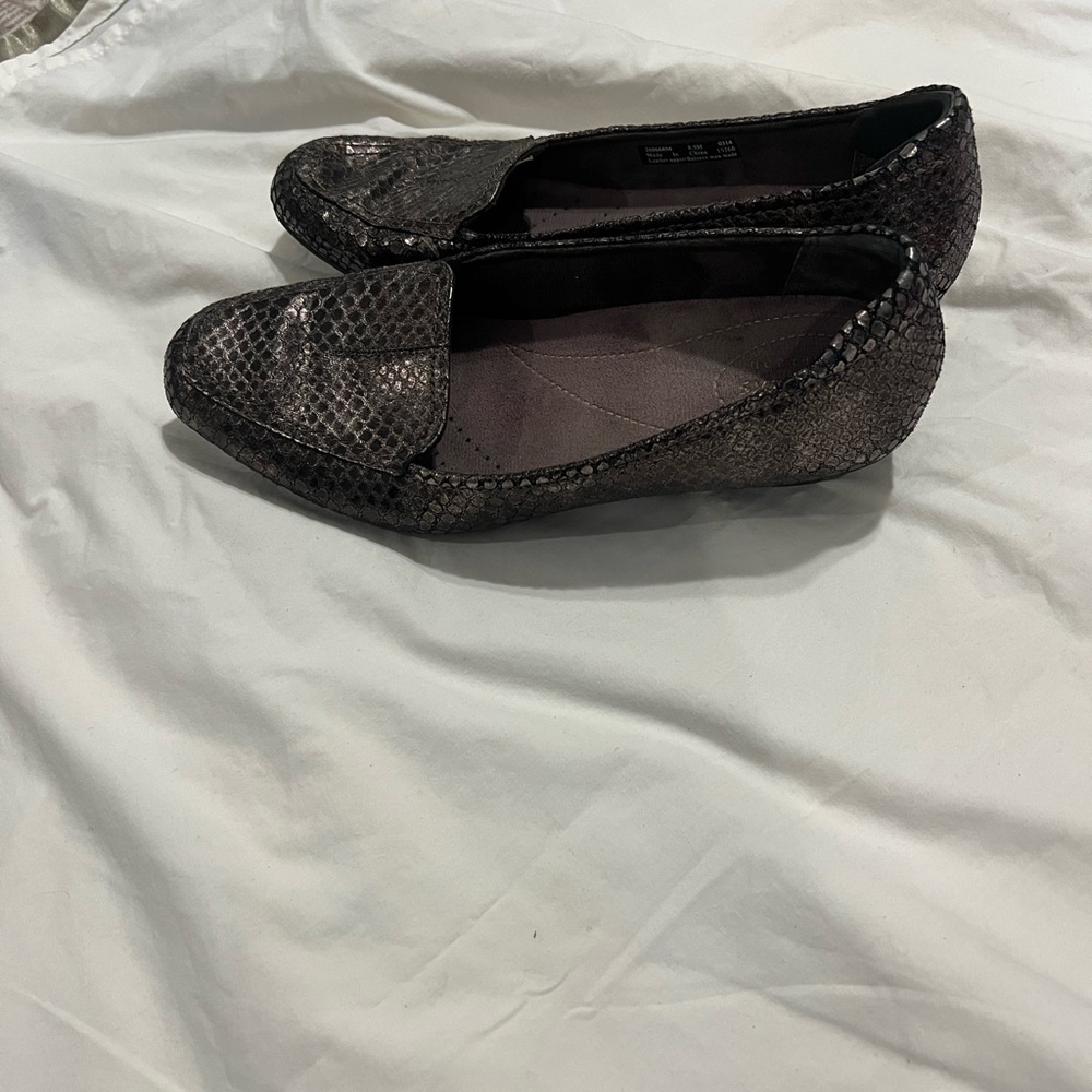 Clarks Metallic Snakeskin Leather Loafers | Comfort Chic Flats